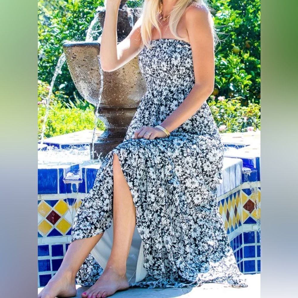 NWT Sweet Lovely by Jen “Hanging with the Girls” B&W Strapless Maxi Dress-Size M